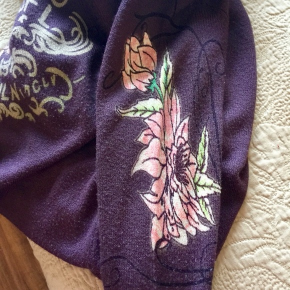 Gramm Sweater - Picture 2 of 4